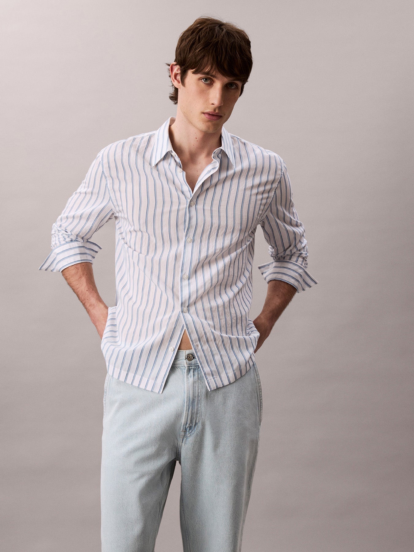 High Rise Cropped Tapered Jeans